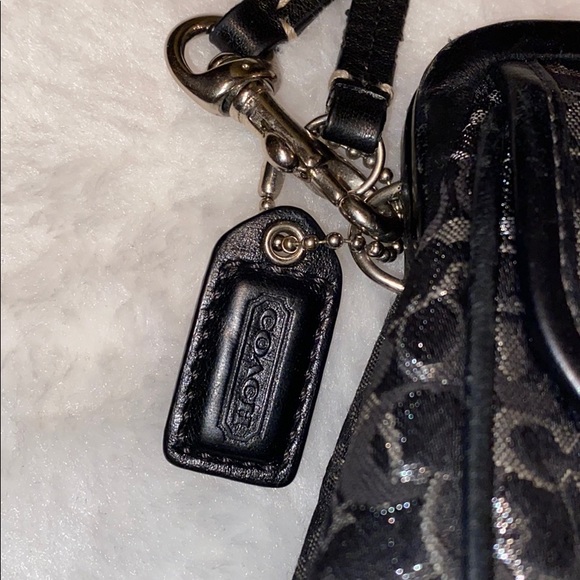 Coach Black & Silver Lorax Kiss Lock Wristlet - Picture 3 of 11